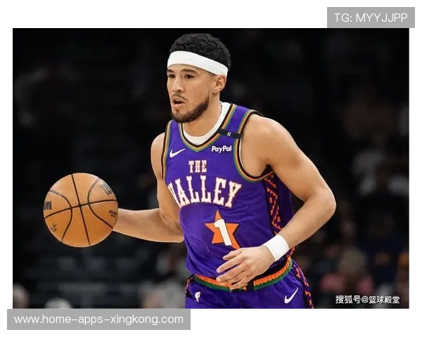 布克蜕变为全能核：从单打独斗到全能巨星